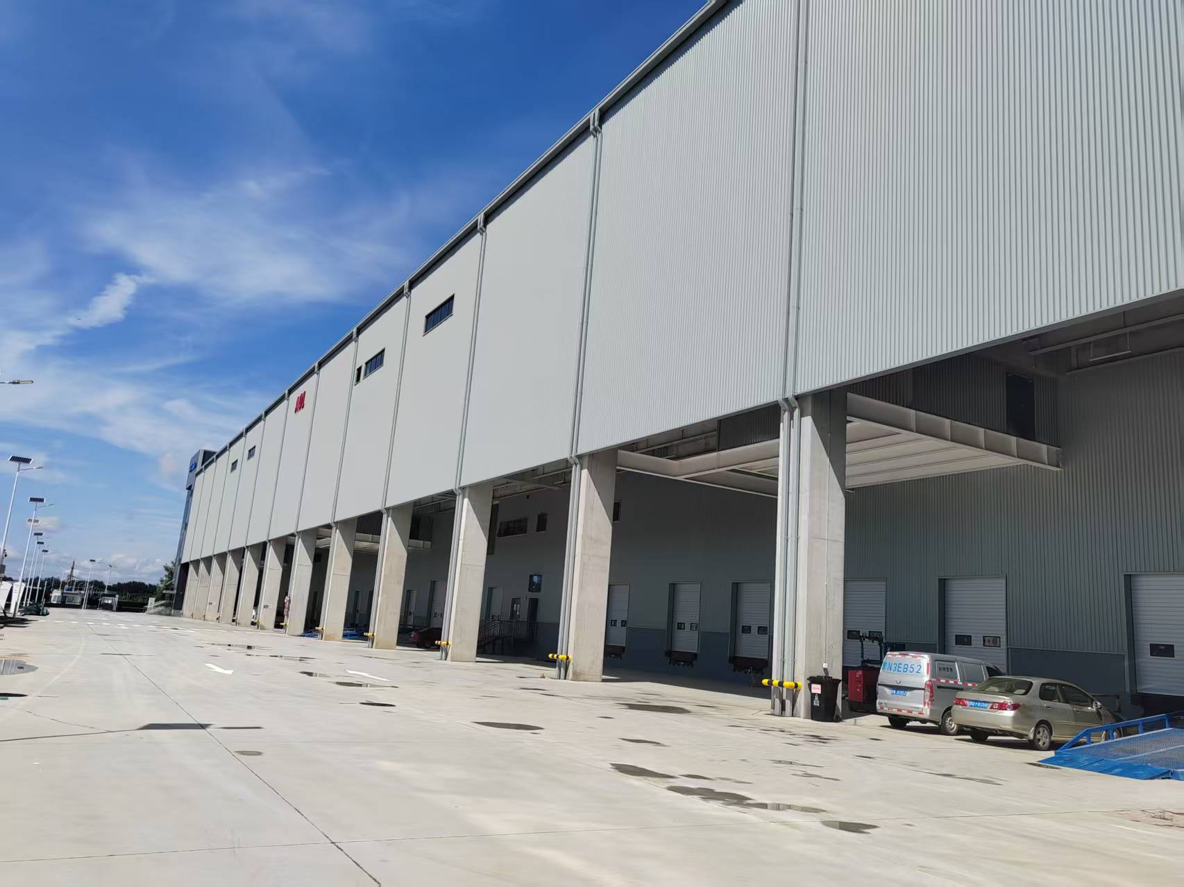 Warehouse loading docks